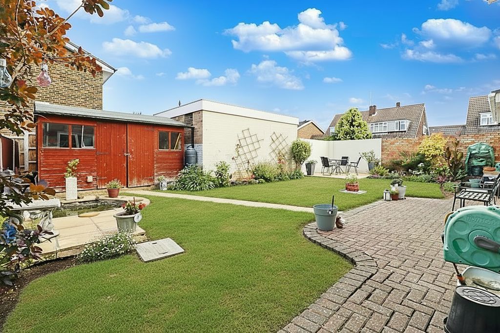 Property photo 2 of 21 Rear Garden