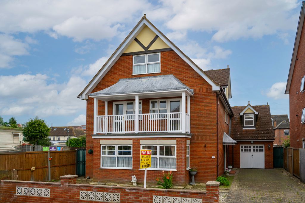 Property photo 1 of 25 Dsc_0490