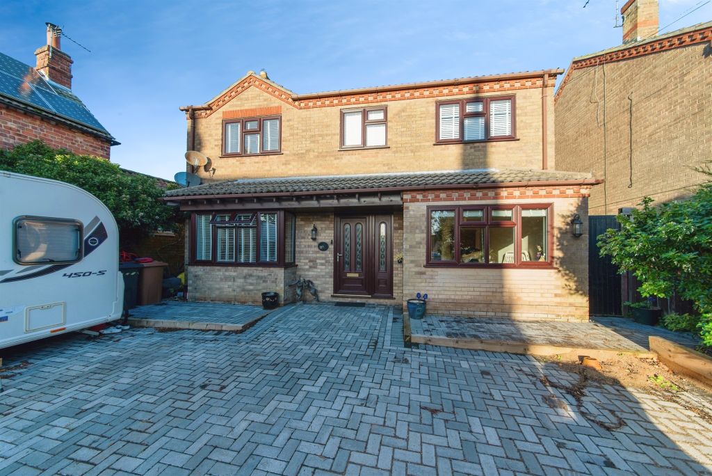 Property photo 1 of 27