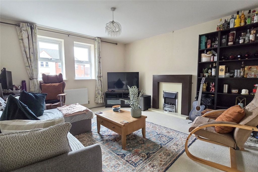 Property photo 2 of 13 Living Room