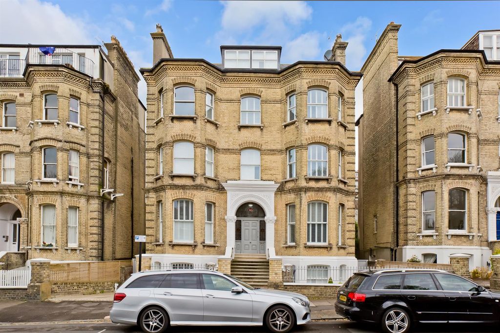 Property photo 1 of 12 Wilbury Road-12.Jpg