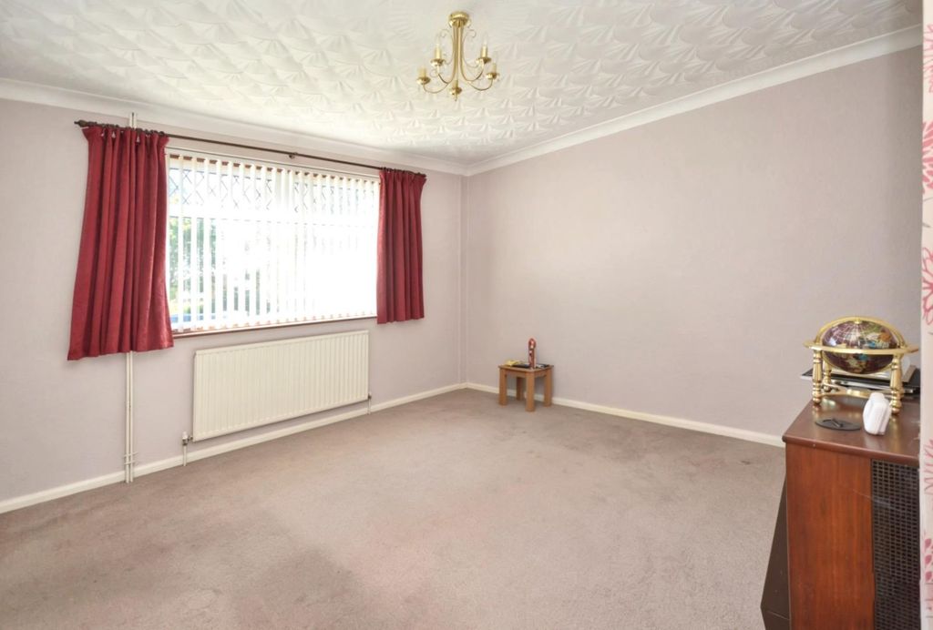 Property photo 3 of 15
