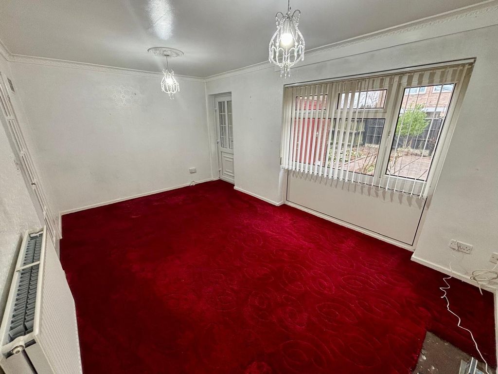 Property photo 2 of 21 Picture No. 03