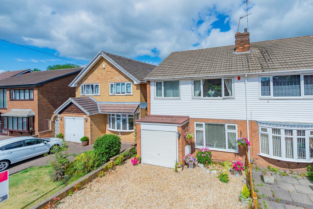 Property photo 1 of 36