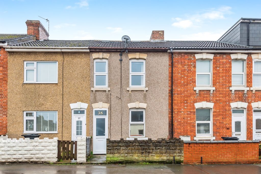 Property photo 1 of 18