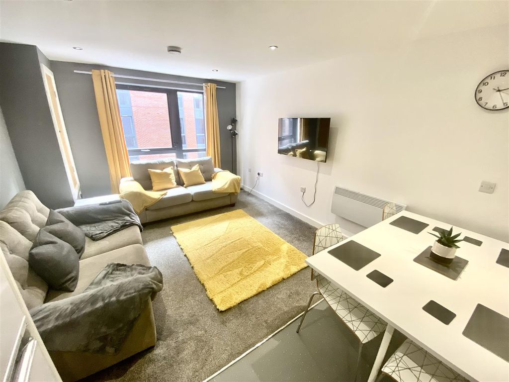 Property photo 2 of 9 Tempimagexc3Z45.Jpg