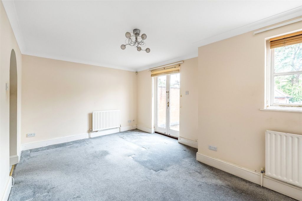 Property photo 3 of 9 Picture No. 10