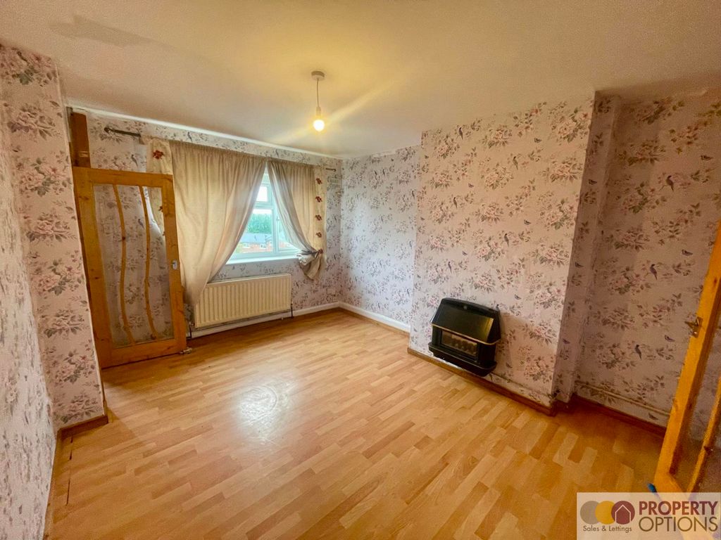 Property photo 3 of 12 Image 4