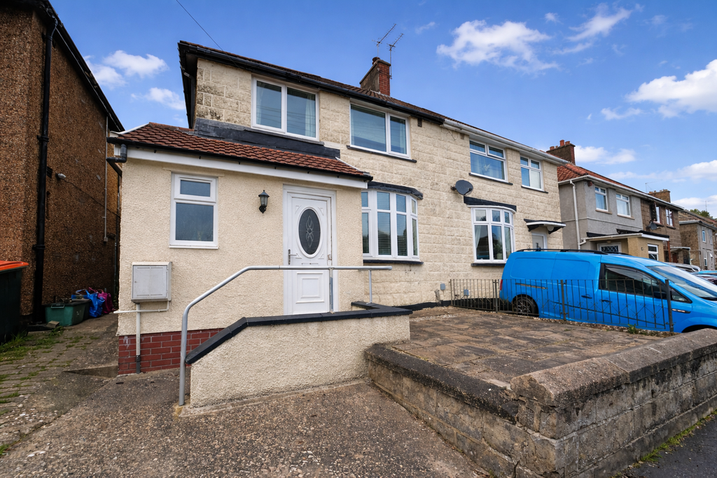 Property photo 1 of 12 External