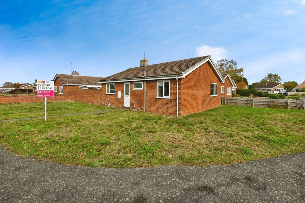 Property photo 1 of 15