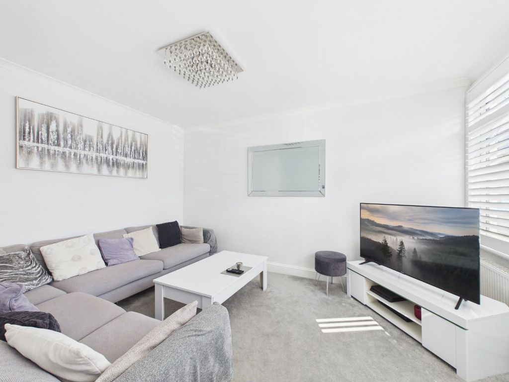 Property photo 2 of 32 5261921