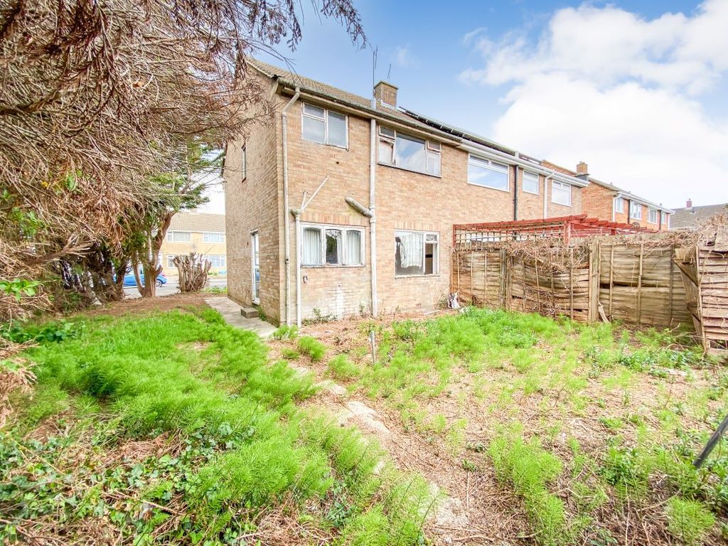 Property photo 2 of 13