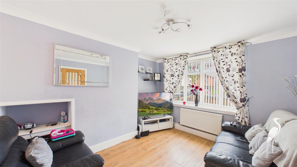 Property photo 2 of 21 Lounge/Dining Room