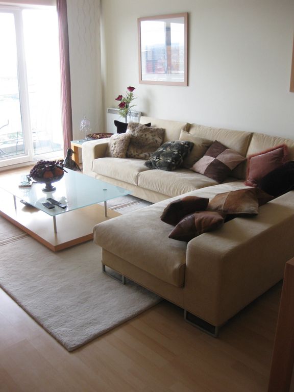 Property photo 2 of 11