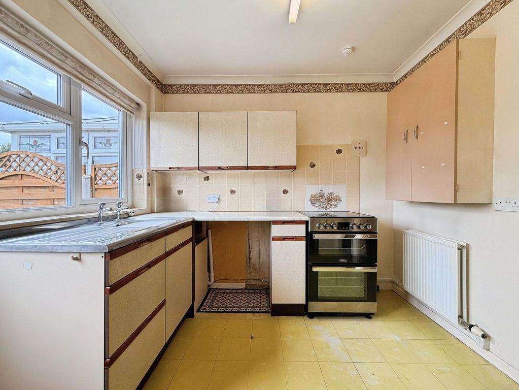 Property photo 3 of 14