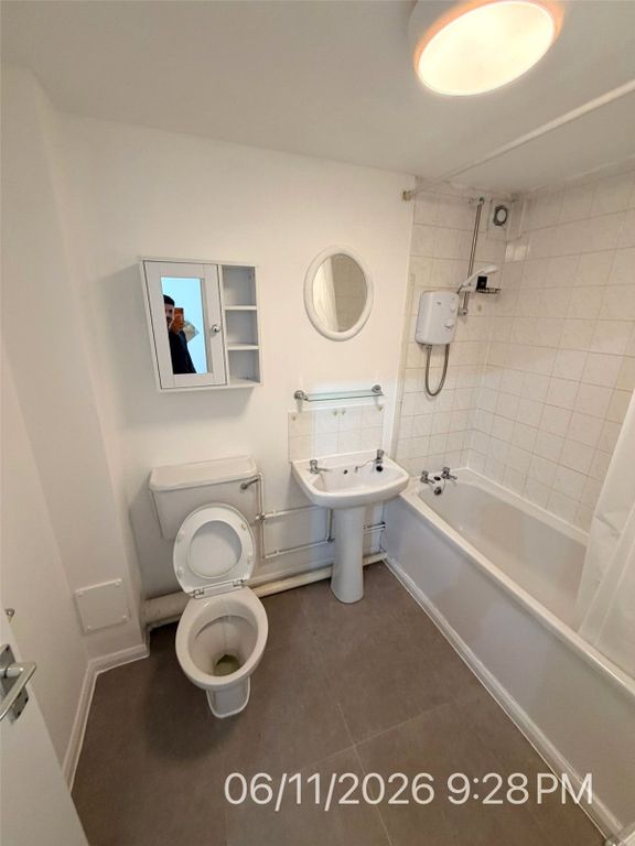 Property photo 1 of 9 Picture No. 09