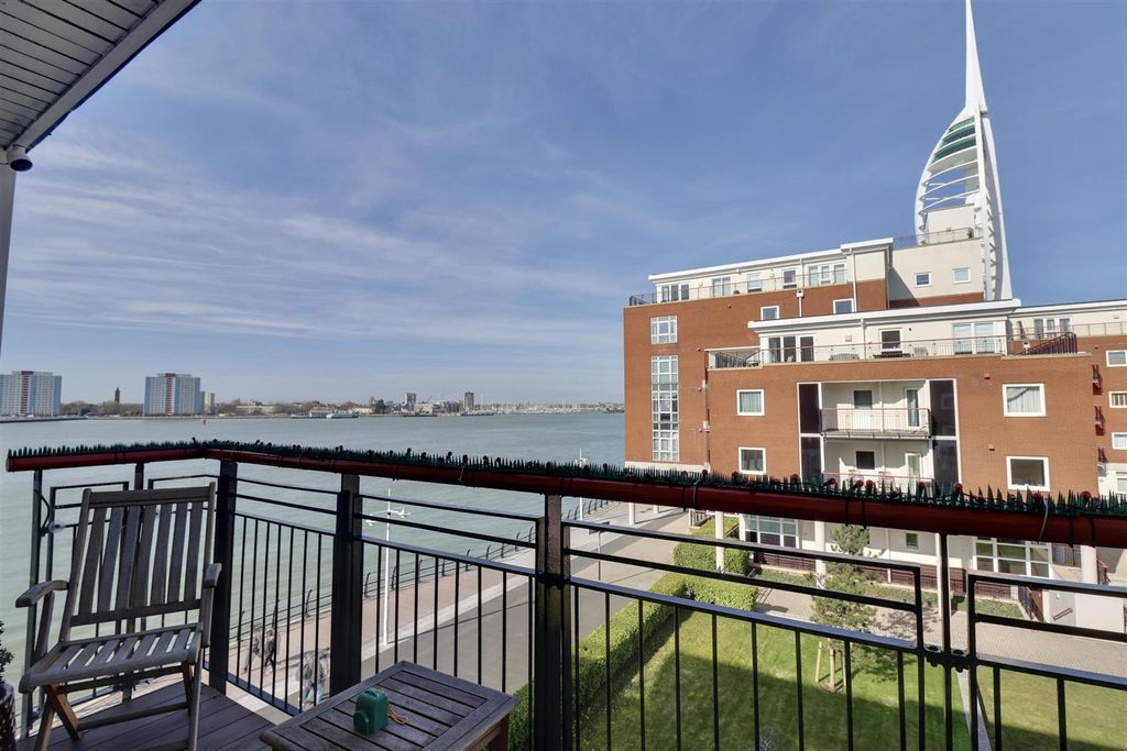 Property photo 3 of 34 4A62B7C3-5Ecc-43E9-8E27-A13C997D0D1A_1_201_A.Jpeg