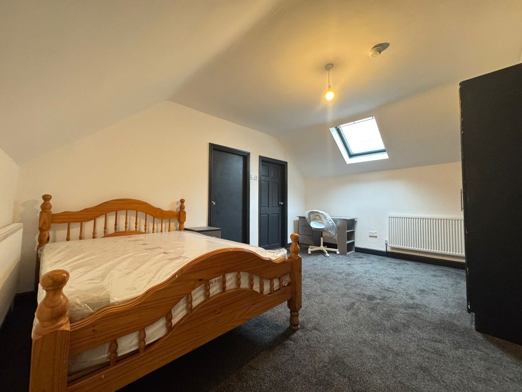 Property photo 1 of 4