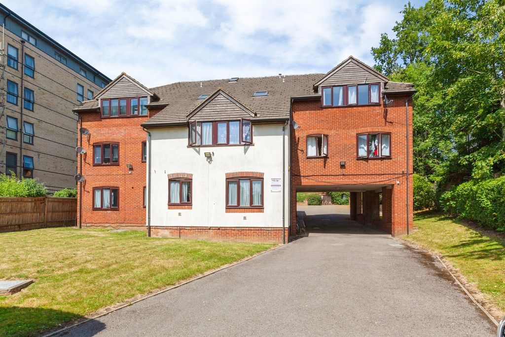 Property photo 1 of 10