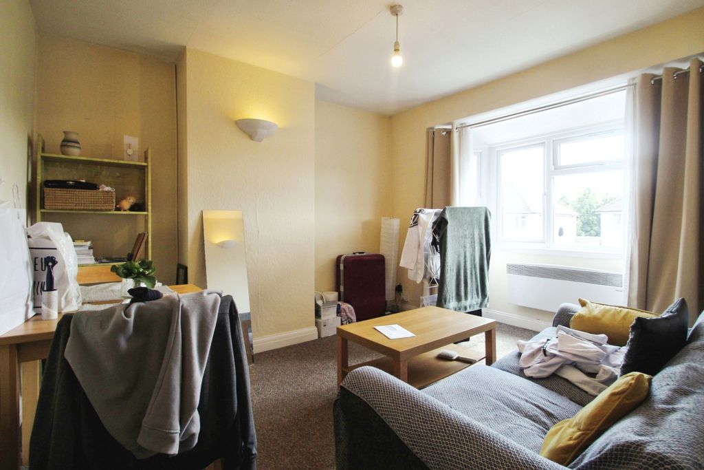 Property photo 1 of 6 F9bbc57E-Img_2144