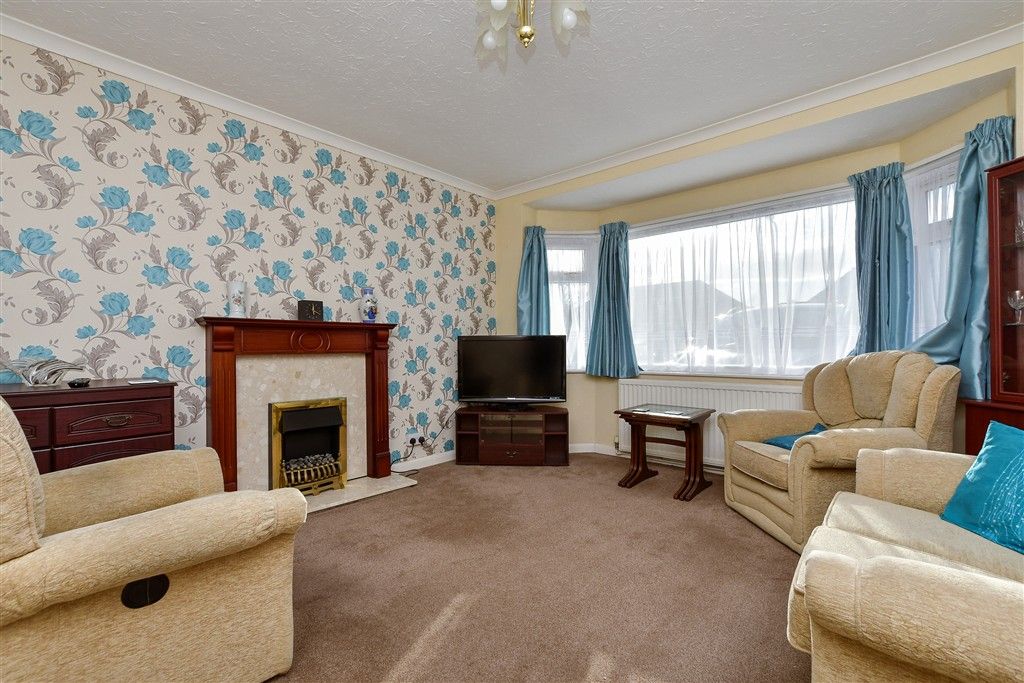 Property photo 3 of 12 Bedroom 1