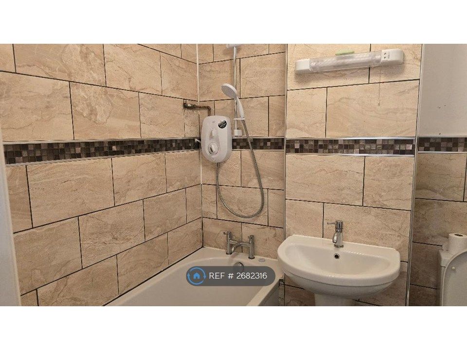 Property photo 3 of 6 Bathroom