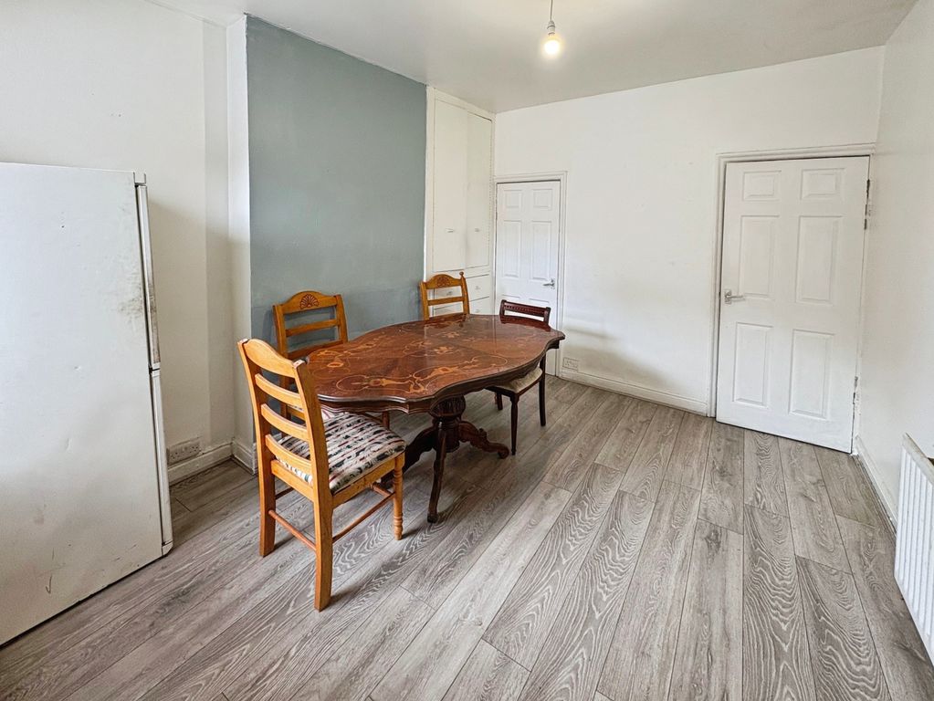 Property photo 2 of 13 Dining Room
