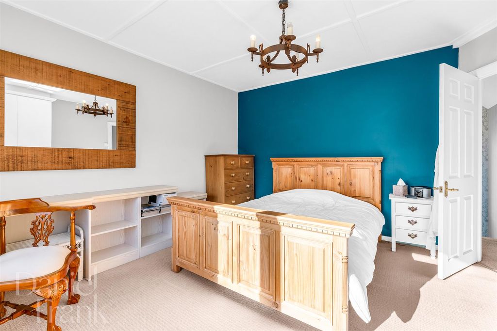 Additional image 29 of 5 bed detached house for saleTycehurst Hill, Loughton IG10