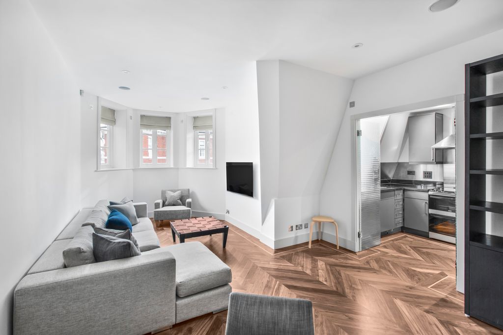 Property photo 1 of 13 8Y3A2094