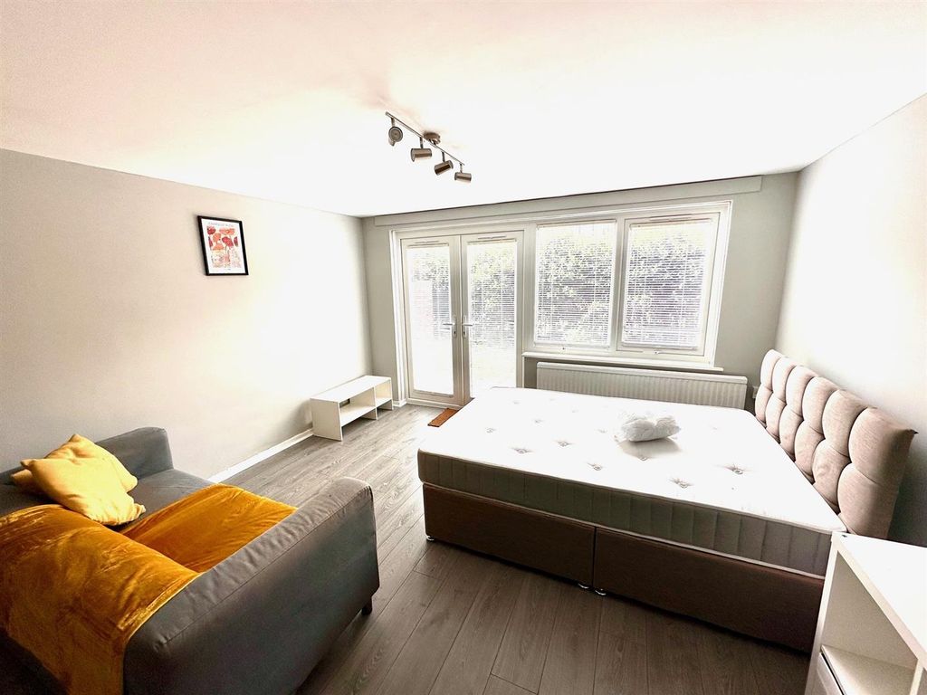 Property photo 1 of 8 Be.Jpg