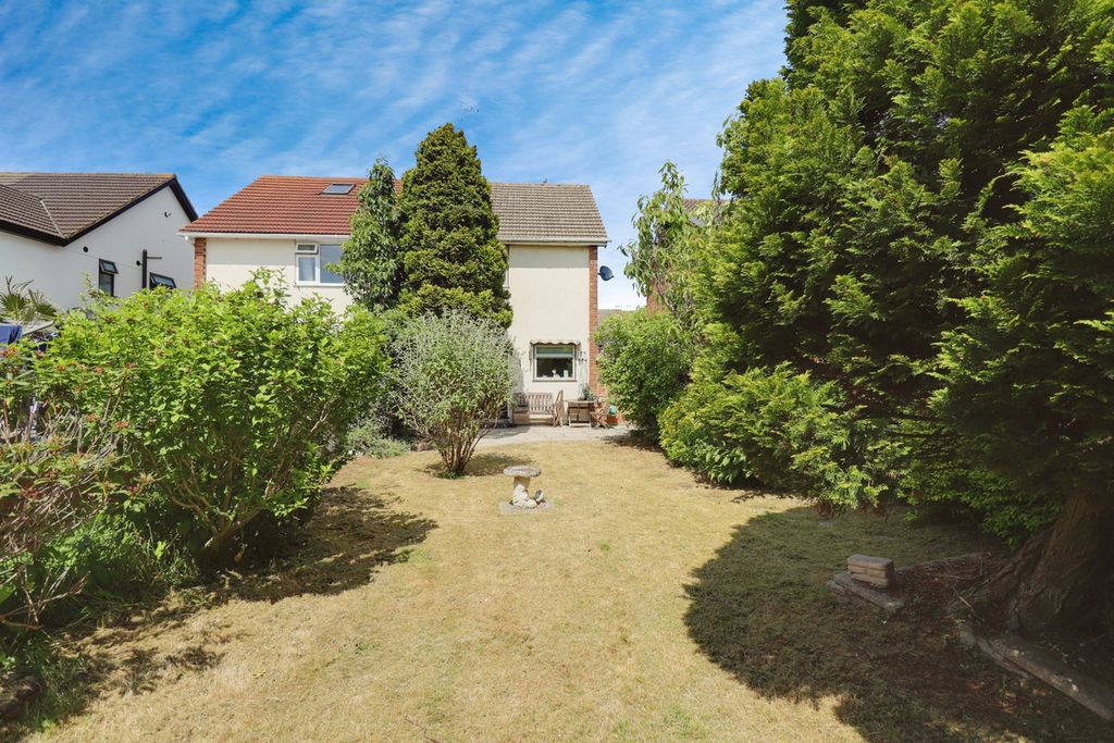 Property photo 3 of 16