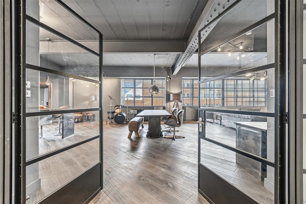 Property photo 2 of 33 Wil_6243.Jpg