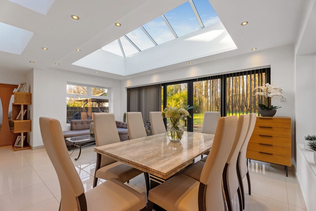 Additional image 6 of 6 bed detached house for salePine Grove, Brookmans Park AL9