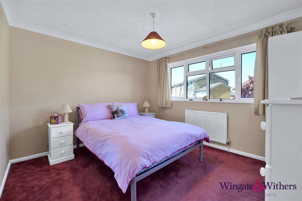 Property photo 3 of 18 13.Jpg
