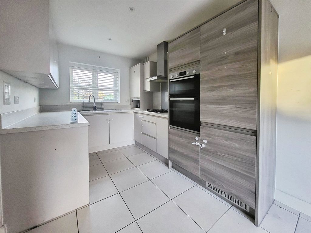 Property photo 2 of 11 Picture No. 05