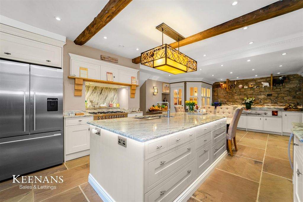 Property photo 2 of 93 5.Jpg