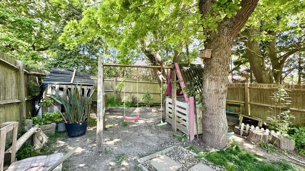 Property photo 3 of 21