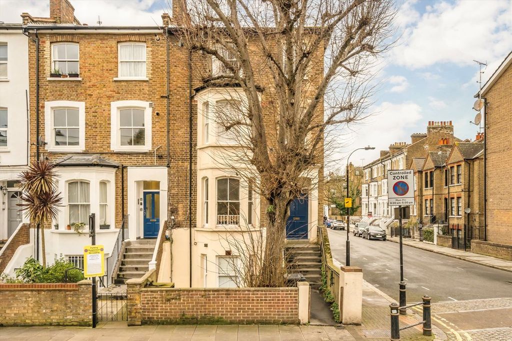 Property photo 1 of 5