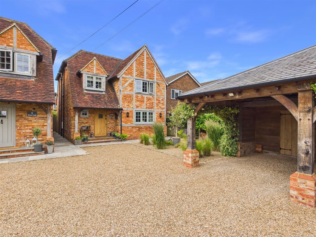 Property photo 1 of 39