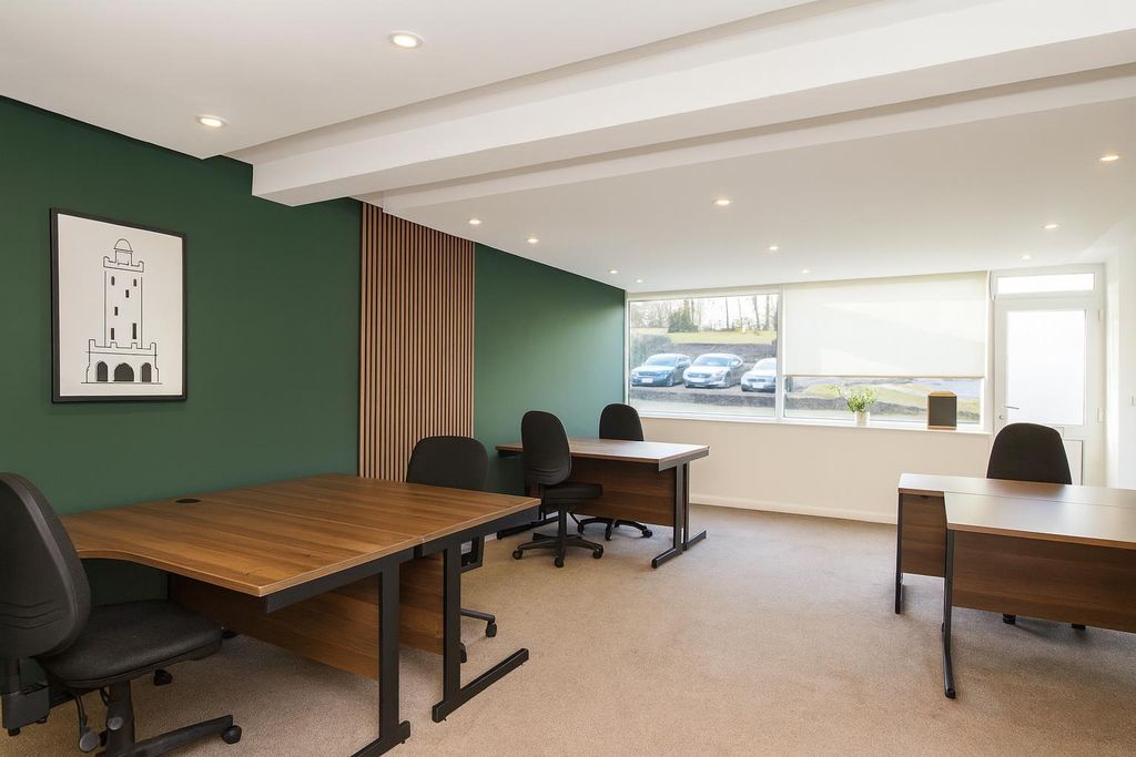 Property photo 2 of 4