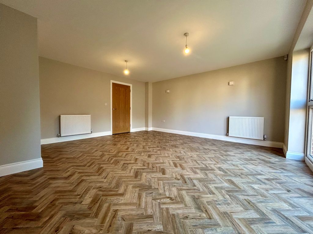 Property photo 3 of 26