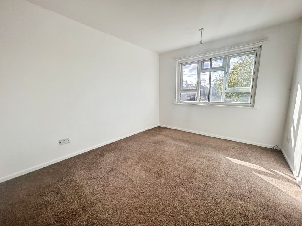 Property photo 1 of 7 Pbox-Img.Jpg