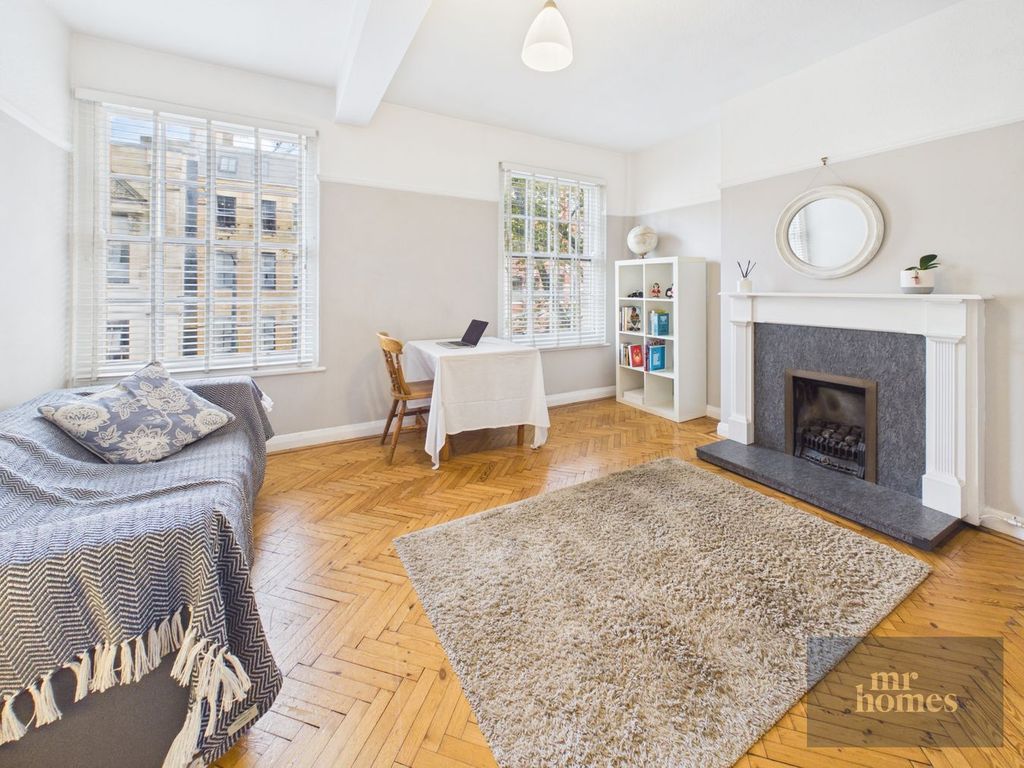 Property photo 2 of 36