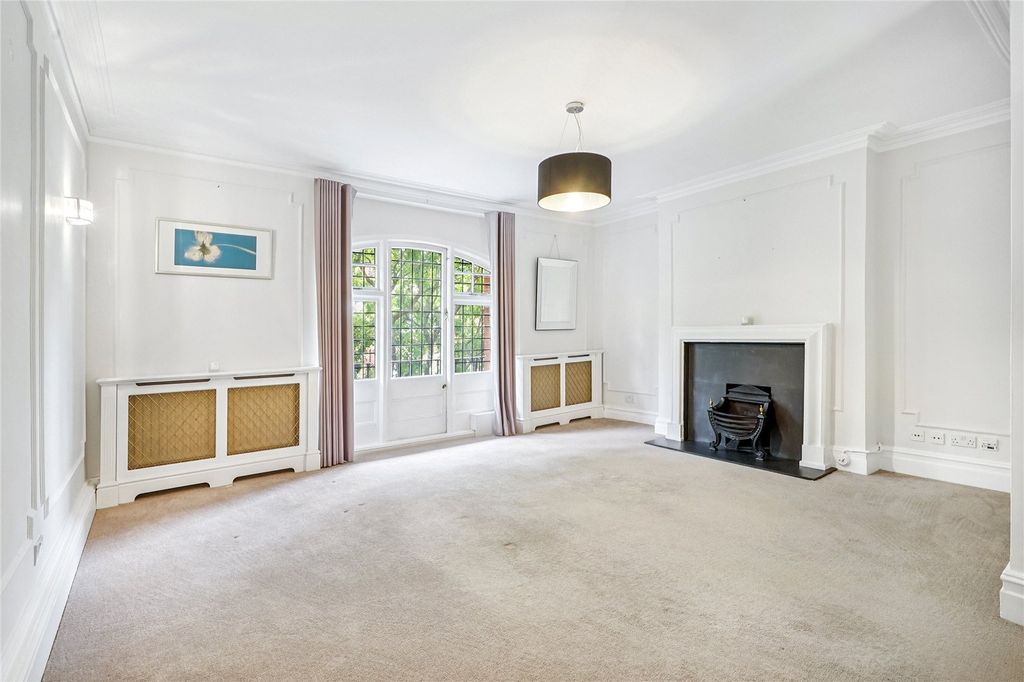 Property photo 1 of 18 Picture No. 05