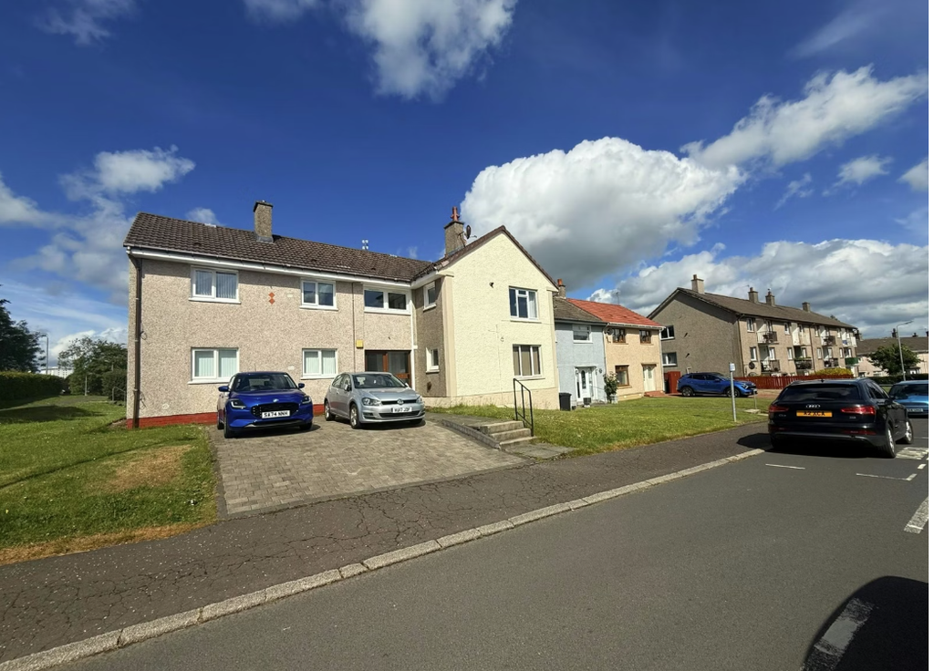 Property photo 1 of 8