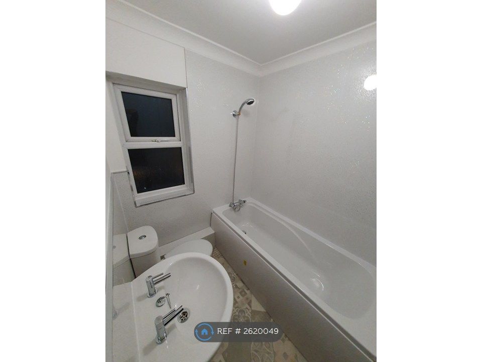 Property photo 2 of 29