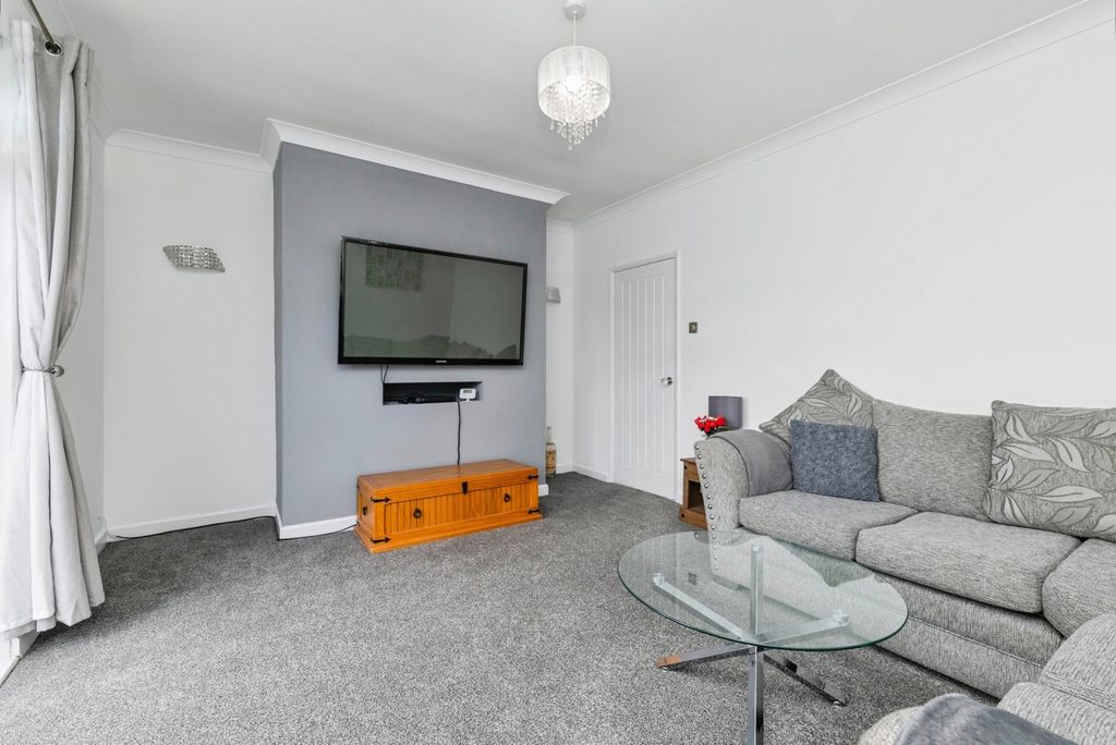 Property photo 3 of 19 Pbox-Img.Jpg