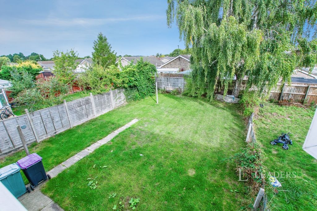 Property photo 3 of 17 Pbox-Img.Jpg