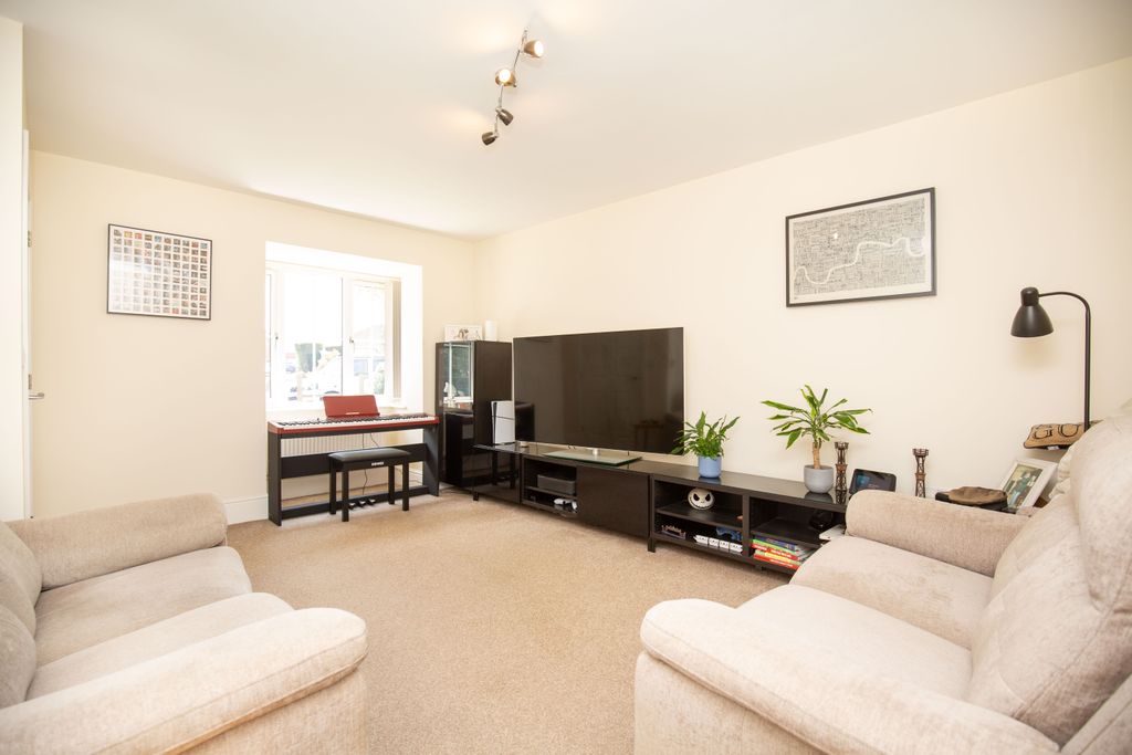 Property photo 3 of 22 Mw26-1077