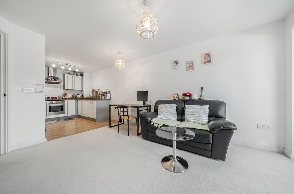 Property photo 3 of 13 Prospect House